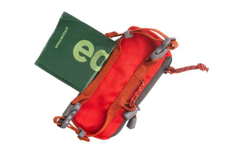 Диспенсер для гигиенических пакетов Ruffwear Stash Bag Mini&trade; Красный 42007 фото